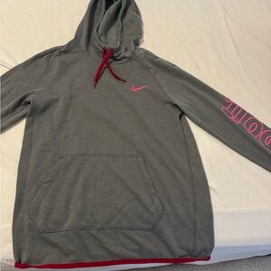 Gray nike sweatshirt with pink/maroon accents